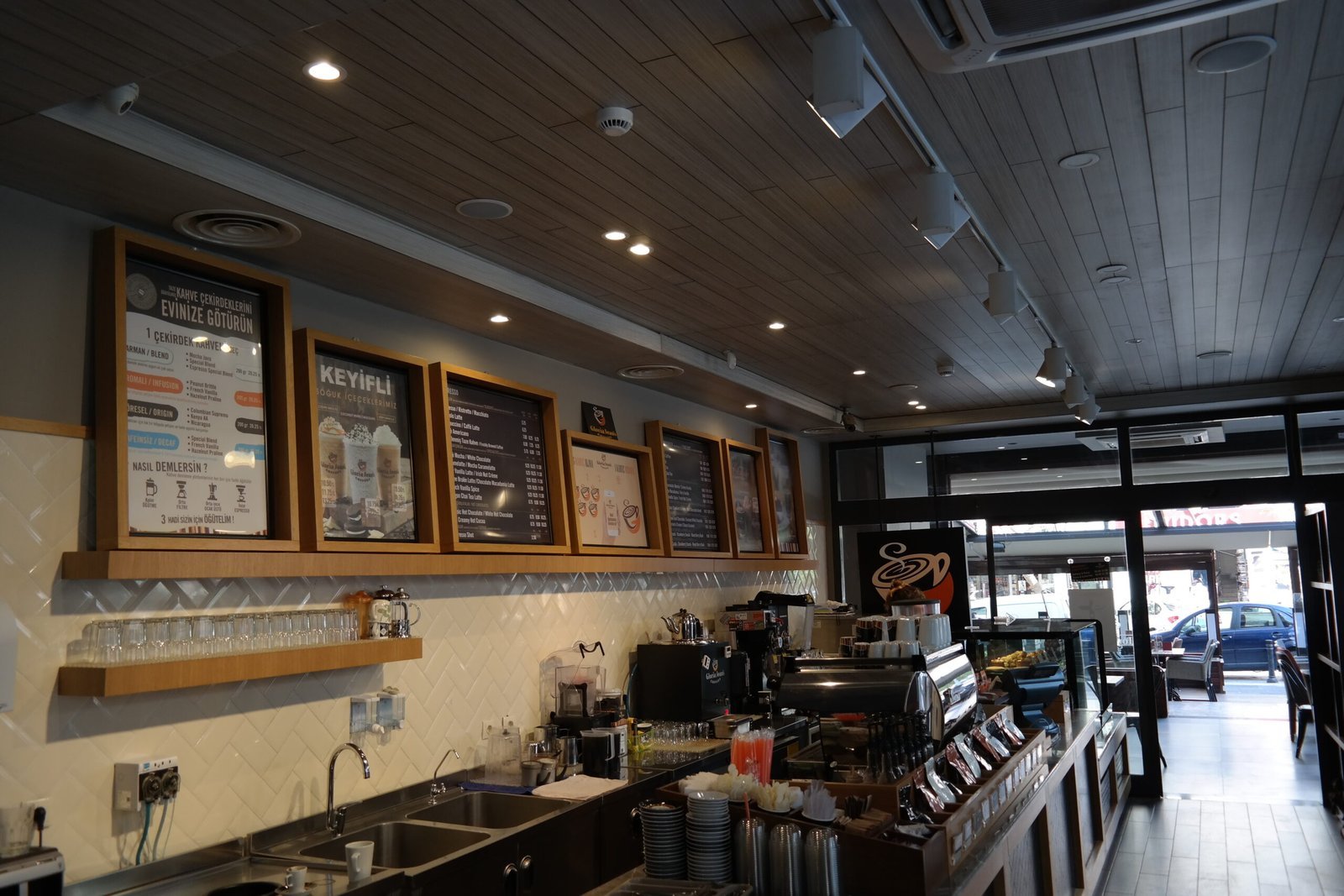 Gloria Jeans's Coffees Adana Ziyapaşa — görsel 4