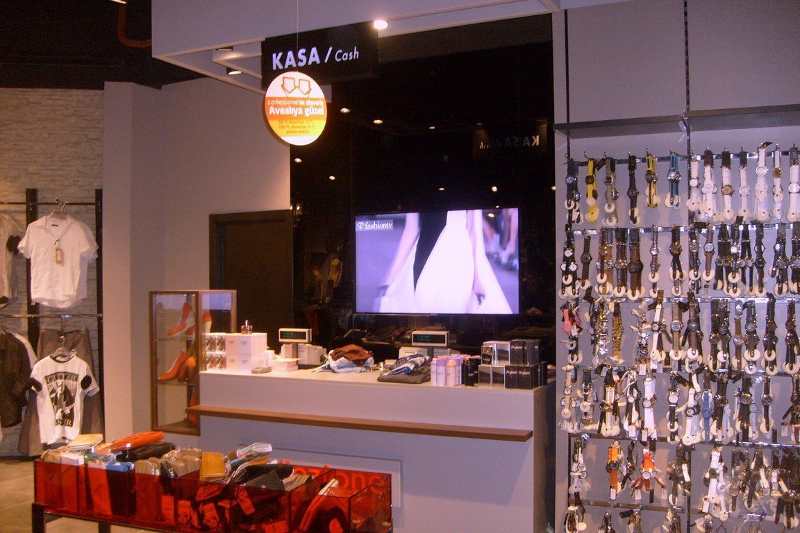 İzmir Gaziemir Optimum Avm Collezione — görsel 24